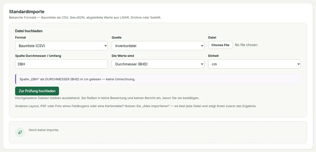 Standardimporte: eine Baumliste als CSV mit ihrer Durchmesser- oder Umfangsspalte, wie die Werte gelesen werden, die Einheit und „Zur Prüfung hochladen“.